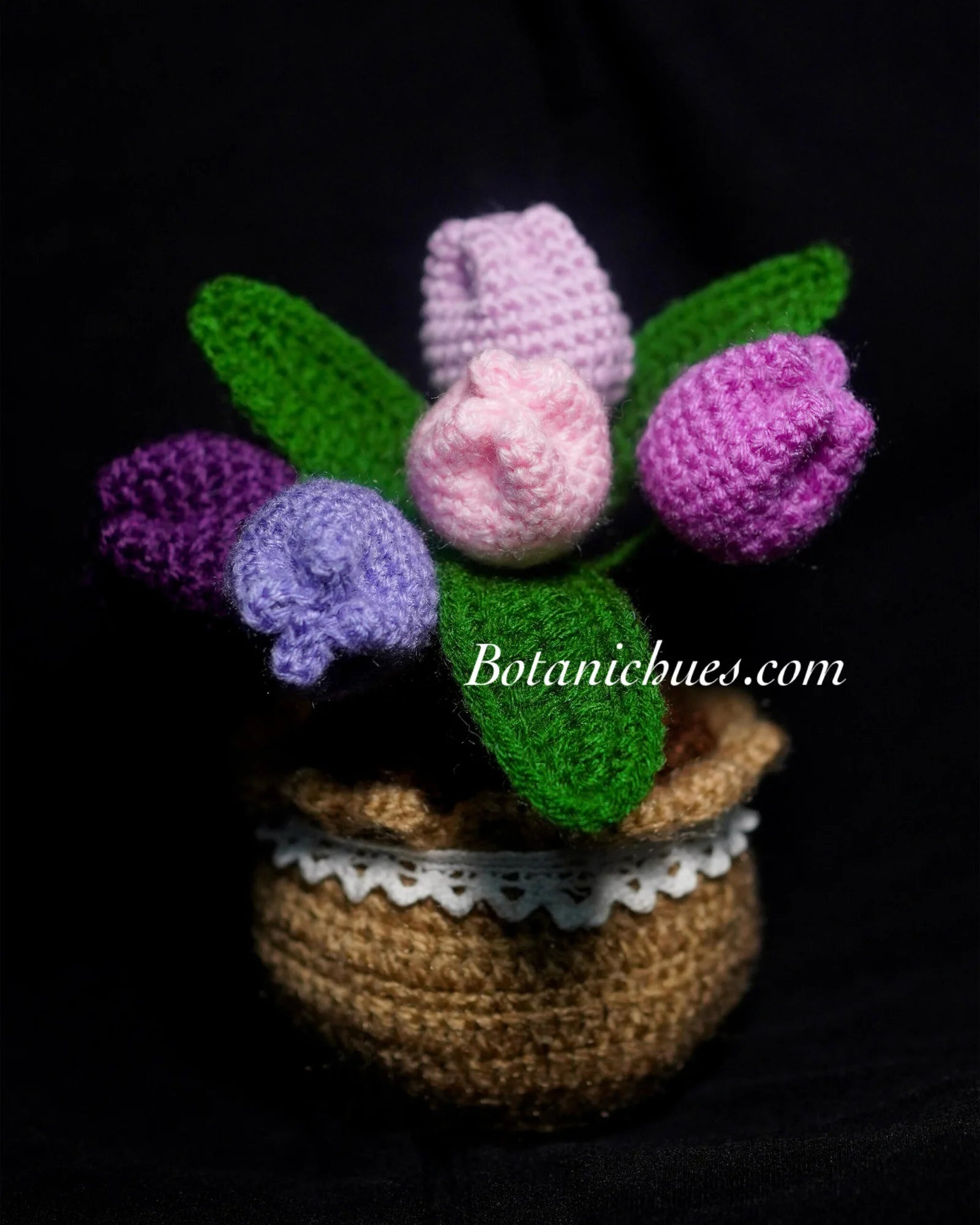 Cozy Tulip Pot